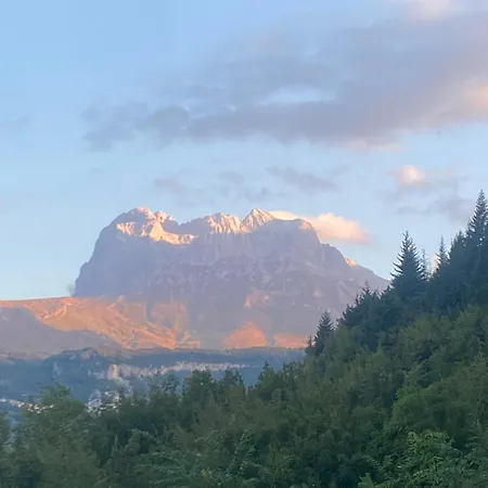 Lo Scoiattolo Farmház